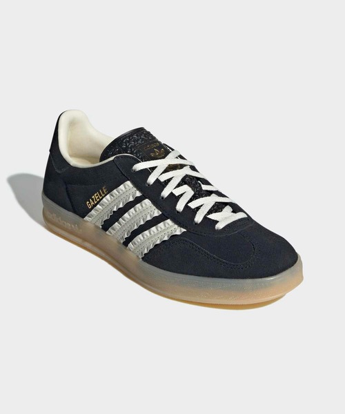 adidas(アディダス)の「ガゼル インドア / GAZELLE INDOOR W / アディダスオリジナルス adidas Originals(スニーカー・レディース・ブラック・23.5cm/24.0cm/23.0cm/22.5cm/25.0cm/25.5cm/26.0cm/26.5cm/27.0cm/27.5cm/22.0cm/28.0cm/24.5cm)」の4枚目の写真