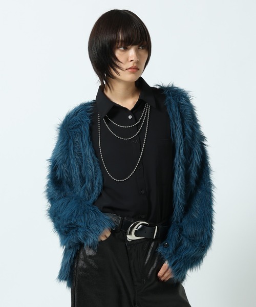 PAGEBOY(ページボーイ)の「メルティシャツ(シャツ/ブラウス・レディース・オフホワイト/ブラック/ターコイズブルー・FREE)」の1枚目の写真