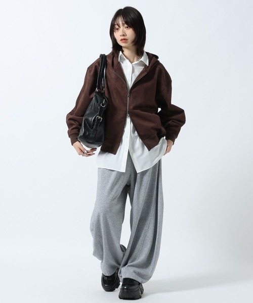PAGEBOY(ページボーイ)の「メルティシャツ(シャツ/ブラウス・レディース・オフホワイト/ブラック/ターコイズブルー・FREE)」の9枚目の写真