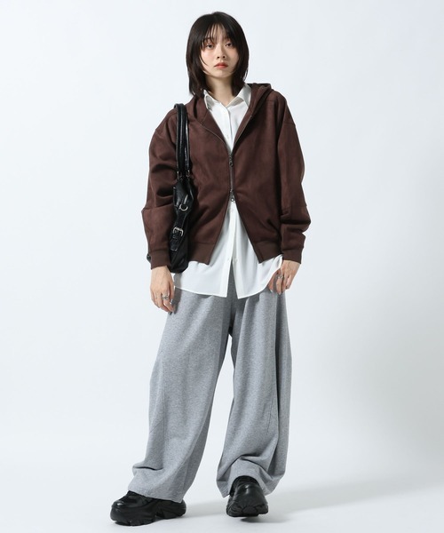PAGEBOY(ページボーイ)の「メルティシャツ(シャツ/ブラウス・レディース・オフホワイト/ブラック/ターコイズブルー・FREE)」の11枚目の写真