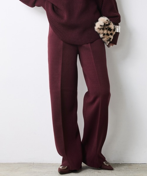 CHIC STYLE(シックスタイル)の「ニットワイドストレートパンツ<大きいサイズ有>シックスタイル(その他パンツ・レディース・ブラック/グレー/ワイン/ライトベージュ・3L/LL/L/M/5L/4L)」の1枚目の写真