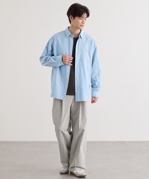 MONO-MART(モノマート)の「【EASY COMFORTシリーズ】ロイヤルオックス オーバーサイズ レギュラーカラー長袖シャツ<UVカット・イージーケア>(シャツ/ブラウス・メンズ・サックスブルー/オフホワイト/グレー系/ダークネイビー/ブラウン系/チャコール・L/S/M)」の16枚目の写真