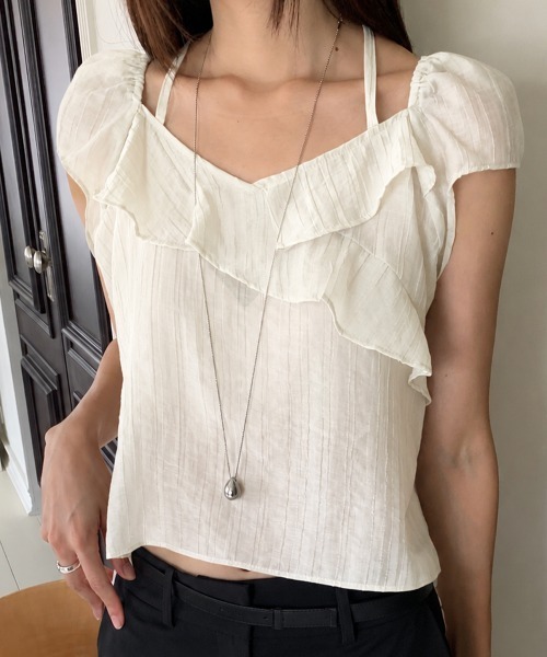 LOENNE(ロエヌ)の「Ruffle Puff Blouse / フリルパフブラウス(Tシャツ/カットソー・レディース・アイボリー/グレー/ブラック・FREE)」の2枚目の写真