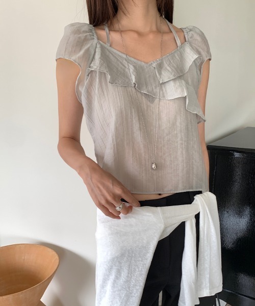 LOENNE(ロエヌ)の「Ruffle Puff Blouse / フリルパフブラウス(Tシャツ/カットソー・レディース・アイボリー/グレー/ブラック・FREE)」の20枚目の写真