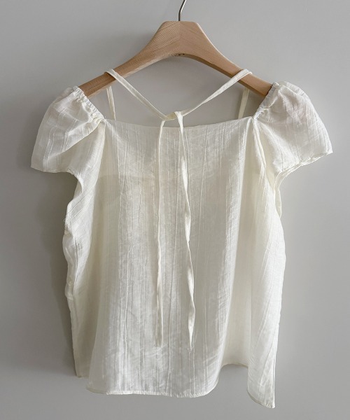LOENNE(ロエヌ)の「Ruffle Puff Blouse / フリルパフブラウス(Tシャツ/カットソー・レディース・アイボリー/グレー/ブラック・FREE)」の9枚目の写真