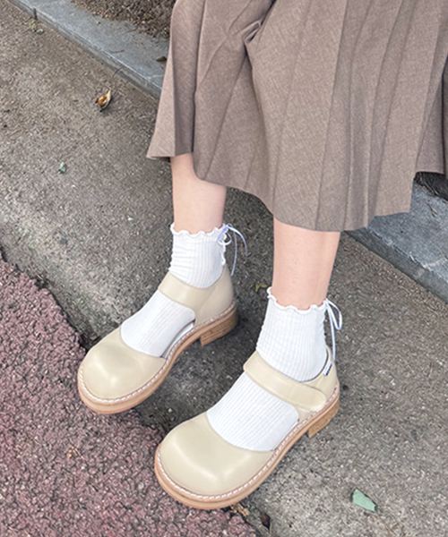 hippu（ヒプ）の「Separate Strap Ivory（バレエシューズ・レディース・その他・25.5cm/22.5cm/23cm/23.5cm/24cm/24.5cm/25cm/22cm）」の2枚目の写真