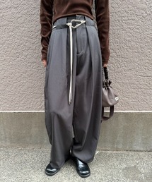 ワイドタックコクーンスラックスパンツ