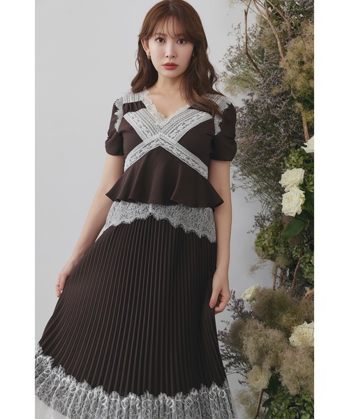 Her lip to（ハーリップトゥー）の「Giulia Lace Pleated Dress（ワンピース・レディース・ブラウン系・S/M）」の5枚目の写真