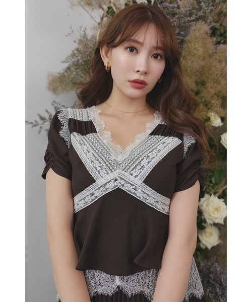 Her lip to（ハーリップトゥー）の「Giulia Lace Pleated Dress（ワンピース・レディース・ブラウン系・S/M）」の4枚目の写真