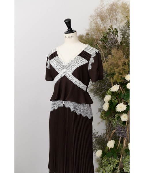 Her lip to（ハーリップトゥー）の「Giulia Lace Pleated Dress（ワンピース・レディース・ブラウン系・S/M）」の8枚目の写真
