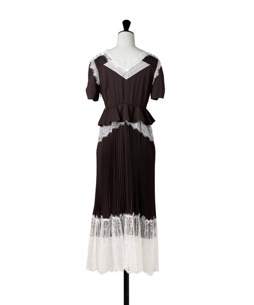 Her lip to（ハーリップトゥー）の「Giulia Lace Pleated Dress（ワンピース・レディース・ブラウン系・S/M）」の16枚目の写真