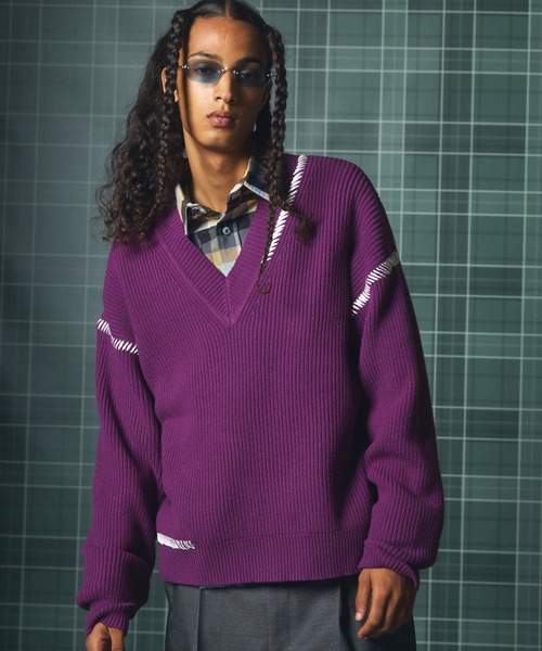 MAISON SPECIAL(メゾンスペシャル)の「《UNISEX》ハンドステッチプライムオーバーVネックニット/Hand Stitch Prime-Over V-neck Knit Tops【MAISON SPECIAL/メゾンスペシャル】(ニット/セーター・メンズ・ブルー/チャコールグレー/ブラック/ダークパープル・0/1/2)」の4枚目の写真