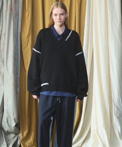 MAISON SPECIAL(メゾンスペシャル)の「《UNISEX》ハンドステッチプライムオーバーVネックニット/Hand Stitch Prime-Over V-neck Knit Tops【MAISON SPECIAL/メゾンスペシャル】(ニット/セーター・メンズ・ブルー/チャコールグレー/ブラック/ダークパープル・0/1/2)」の17枚目の写真