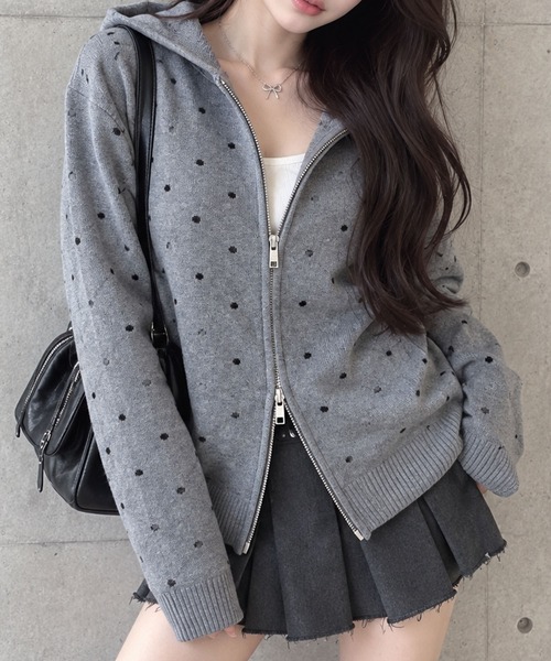 GLAMOROUS JANE(グラマラスジェーン)の「ドットジャガードダブルジップニットパーカー(パーカー・レディース・ベージュ/ブラック/グレー・FREE)」の8枚目の写真