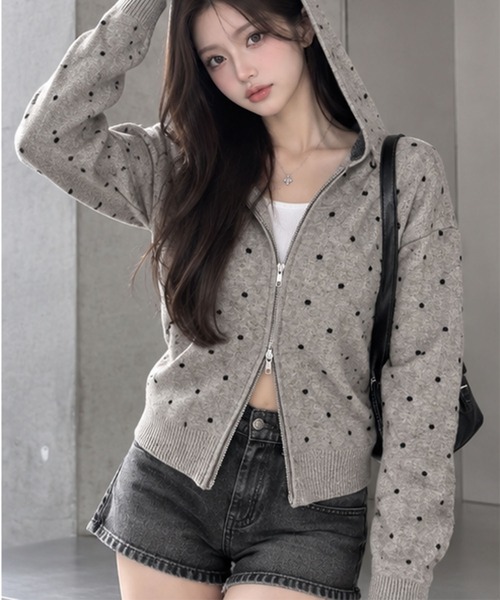 GLAMOROUS JANE(グラマラスジェーン)の「ドットジャガードダブルジップニットパーカー(パーカー・レディース・ベージュ/ブラック/グレー・FREE)」の12枚目の写真
