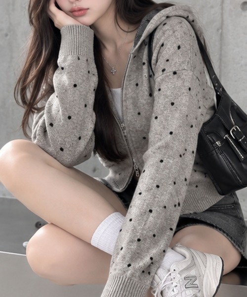 GLAMOROUS JANE(グラマラスジェーン)の「ドットジャガードダブルジップニットパーカー(パーカー・レディース・ベージュ/ブラック/グレー・FREE)」の13枚目の写真