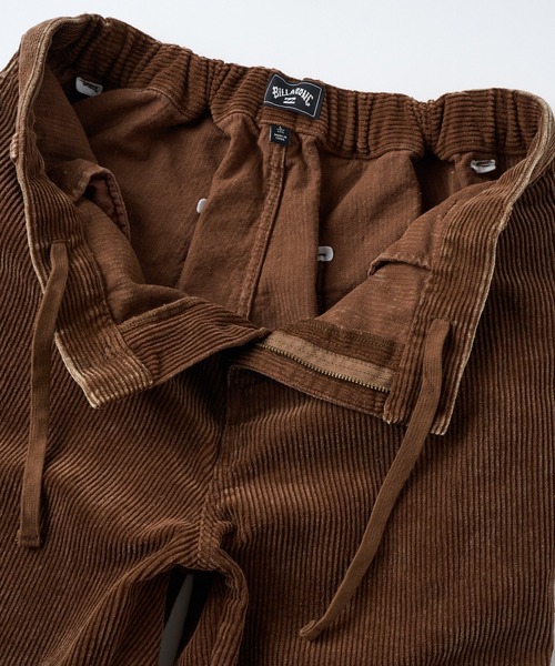 BILLABONG(ビラボン)の「BILLABONG メンズ LAYBACKS CORDUROY ロングパンツ 【2026年秋冬モデル】/ビラボンコーデュロイボトム(その他パンツ・メンズ・ブラック/ブラウン系その他/モスグリーン・X-LARGE/LARGE/MEDIUM)」の13枚目の写真