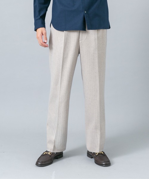 URBAN RESEARCH ROSSO MEN(アーバンリサーチロッソメン)の「『XLサイズあり』ストレッチヘリンボーン1タックワイドスラックス(スラックス・メンズ・アイボリー/ベージュ系その他/チャコールグレー・MEDIUM/LARGE/X-LARGE)」の14枚目の写真