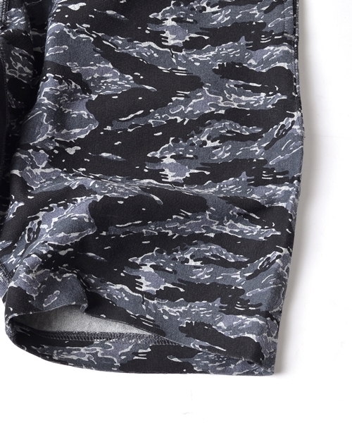 SHIPS(シップス)の「【WEB限定】Champion(チャンピオン)×SHIPS AUTHENTIC: 別注 リバースウィーブ ジャージー カモフラ/ショーツ■(その他パンツ・メンズ・ブラック/グレー/オリーブ・MEDIUM/LARGE/SMALL)」の18枚目の写真
