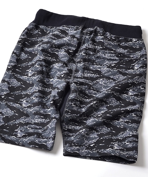 SHIPS(シップス)の「【WEB限定】Champion(チャンピオン)×SHIPS AUTHENTIC: 別注 リバースウィーブ ジャージー カモフラ/ショーツ■(その他パンツ・メンズ・ブラック/グレー/オリーブ・MEDIUM/LARGE/SMALL)」の20枚目の写真