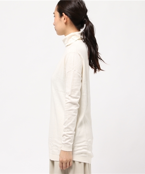 HILFIGER DENIM(ヒルフィガーデニム)の「ベーシックロールネックセーター(ニット/セーター・レディース・ブラック/ベージュ・SMALL/MEDIUM)」の4枚目の写真