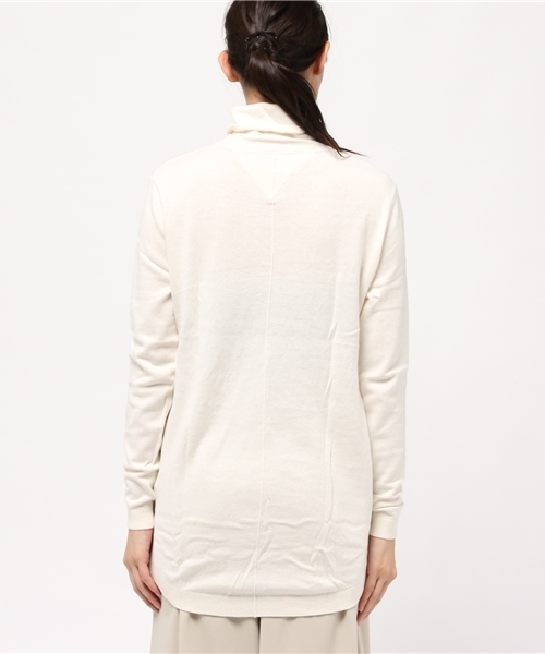 HILFIGER DENIM(ヒルフィガーデニム)の「ベーシックロールネックセーター(ニット/セーター・レディース・ブラック/ベージュ・SMALL/MEDIUM)」の5枚目の写真