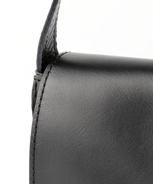 BEAUTY&YOUTH UNITED ARROWS（ビューティーアンドユースユナイテッドアローズ）の「【別注】＜REGALO＞レザー ワンモチーフ フラップショルダー ◆（ショルダーバッグ・レディース・ブラック/ワインレッド・FREE）」の7枚目の写真