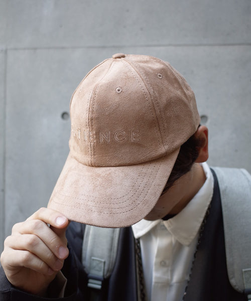 rovtski（ロフトスキー）の「スエードエンブレムキャップ/XG17122500（キャップ・メンズ・ブラック/ベージュ/グレー/レッド/ピンク・FREE）」の4枚目の写真