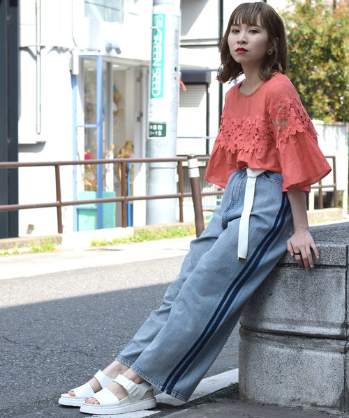 w closet（ダブルクローゼット）の「異素材レース付きシフォンブラウス（シャツ/ブラウス・レディース・オフホワイト/ブラック/オレンジ・FREE）」の22枚目の写真