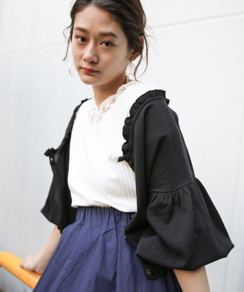 PAGEBOY(ページボーイ)の「2WAYフリルカーディガン(カーディガン/ボレロ・レディース・ライトグレー/ブラック/オフホワイト・FREE)」の2枚目の写真