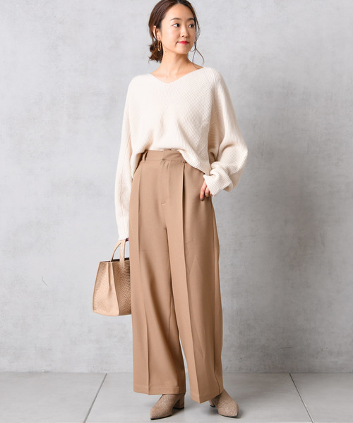 DouDou（ドゥドゥ）の「片畦プルオーバーニット（ニット/セーター・レディース・ライトグレー/オフホワイト/キャメル/レッド・FREE）」の5枚目の写真