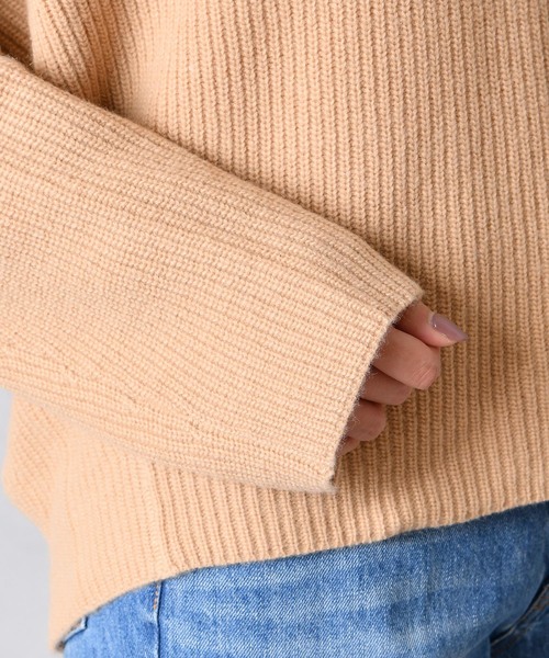 DouDou（ドゥドゥ）の「片畦プルオーバーニット（ニット/セーター・レディース・ライトグレー/オフホワイト/キャメル/レッド・FREE）」の21枚目の写真