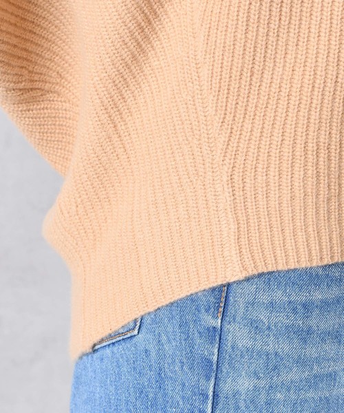 DouDou（ドゥドゥ）の「片畦プルオーバーニット（ニット/セーター・レディース・ライトグレー/オフホワイト/キャメル/レッド・FREE）」の22枚目の写真