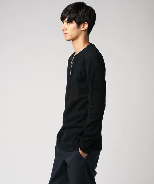 Luv maison（ラブメゾン）の「ワッフルハーフZIPデザインロンT（Tシャツ/カットソー・メンズ・ホワイト/ブラック・M/L）」の4枚目の写真