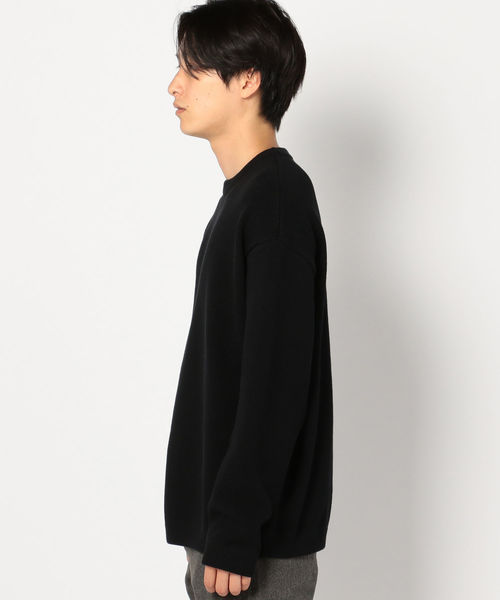 crepuscule(クレプスキュール)の「crepuscule: 【MOSS STITCH】 クルーネック ニット(スウェット・メンズ・ブラック/ベージュ・1/2)」の4枚目の写真