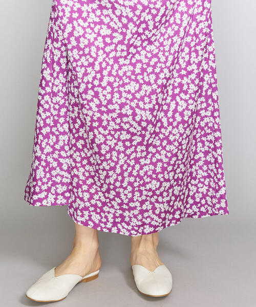 BEAUTY&YOUTH UNITED ARROWS(ビューティーアンドユースユナイテッドアローズ)の「<FAEDA>Vカットスライダーミュール о(サンダル・レディース・オフホワイト/ブラウン/ブラック・38/39/36/37)」の11枚目の写真