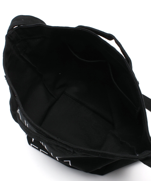 WEGO（ウィゴー）の「WEGO/ペンシルロゴキャンバスショルダーバッグ（ショルダーバッグ・メンズ・ホワイト/ブラック・FREE）」の10枚目の写真