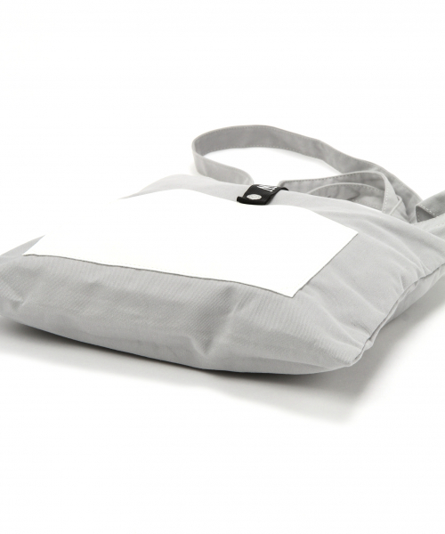 BAYFLOW（ベイフロー）の「ポータブルバッグ（トートバッグ・レディース・ネイビー/ブラウン/グレー/オフホワイト・FREE）」の16枚目の写真