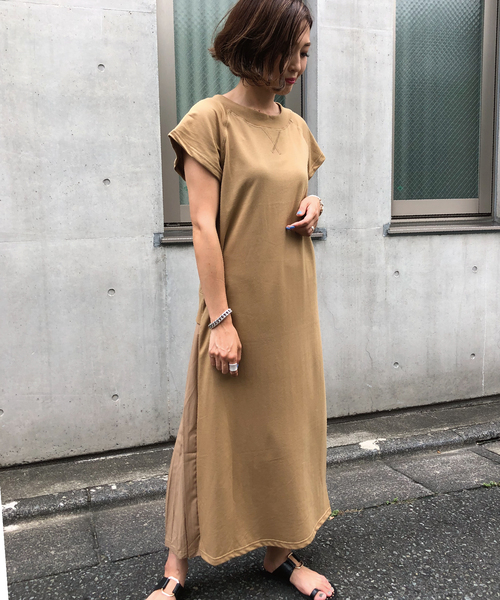 meJane（ミージェーン）の「ミニ裏毛/バックプリーツ半袖ワンピース（ワンピース・レディース・ブラック/モカ・フリー）」の12枚目の写真