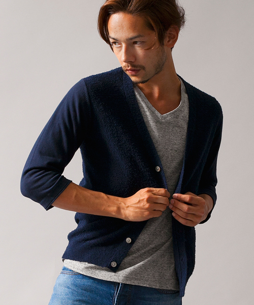 BEAUTY&YOUTH UNITED ARROWS（ビューティーアンドユースユナイテッドアローズ）の「BY コンビ V カーディガン（カーディガン/ボレロ・メンズ・グレー/ネイビー・LARGE/X-LARGE/SMALL/MEDIUM）」の4枚目の写真