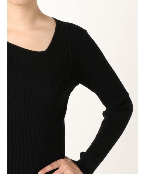 RESEXXY（リゼクシー）の「【WEB限定】アシメデコルテニットトップス（ニット/セーター・レディース・ブラック/ブラウン/カーキ・FREE）」の8枚目の写真