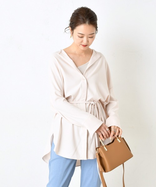 DouDou(ドゥドゥ)の「ベルト付き前開きシャツ3(シャツ/ブラウス・レディース・ダークブラウン/オフホワイト/ミント・FREE)」の1枚目の写真