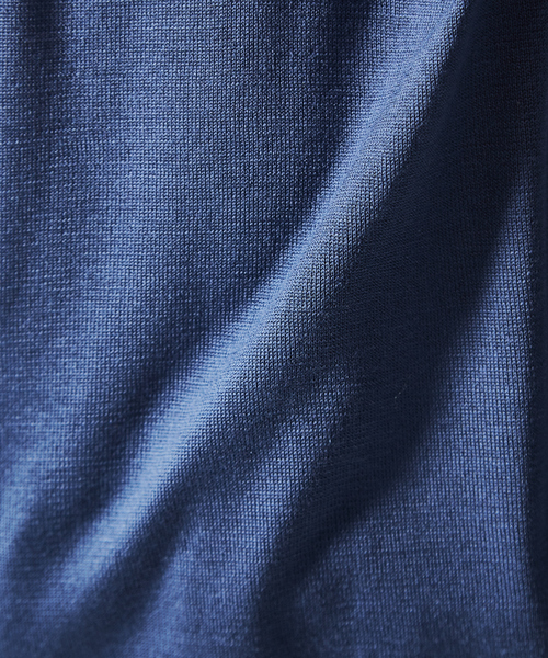 DESIGNWORKS（デザインワークス）の「ウォッシャブルシルク天竺 ニットTシャツ（Tシャツ/カットソー・メンズ・ホワイト/ブラック/カーキ/インディゴブルー/ワイン・46/48/50）」の14枚目の写真