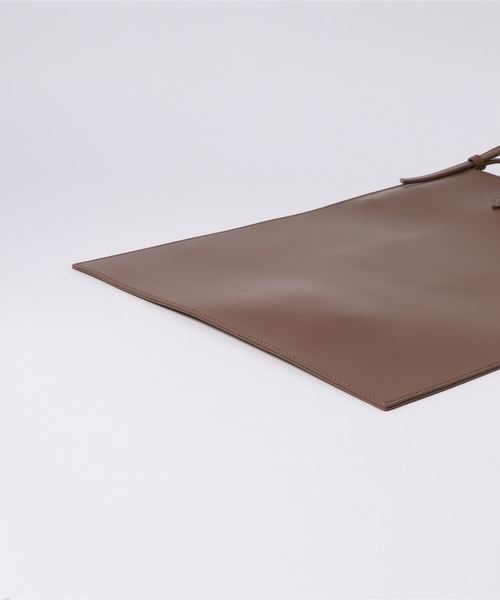 SOLPRESA(ソルプレーサ)の「【Ja】【SOLPRESA】SQUARE FLAT TOTE(トートバッグ・レディース・ブラック/ブラウン・FREE)」の5枚目の写真