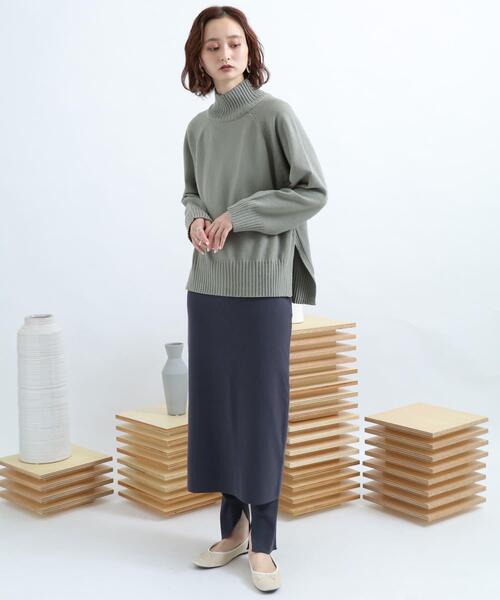 SENSE OF PLACE by URBAN RESEARCH（センスオブプレイスバイアーバンリサーチ）の「ストレッチハイネックルーズセーター（ニット/セーター・レディース・アイボリー/ライトベージュ/ライトカーキ/ブラック/オレンジ/グリーン/パープル・FREE）」の21枚目の写真