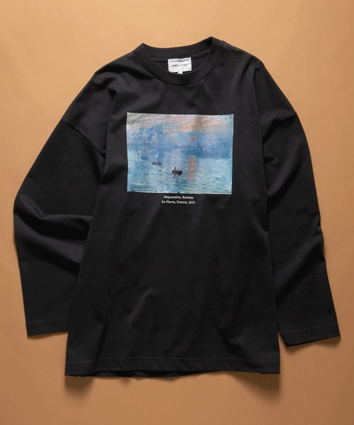 EMMA CLOTHES（エマクローズ）の「ART×EMMA CLOTHES別注 アート転写プリントシルケットライク天竺ビッグシルエット L/Sカットソー グラフィック カットソー（Tシャツ/カットソー・メンズ・ブラウン系その他/ベージュ系その他/ホワイト系その他/ブラック系その他/グリーン系その他/ホワイト系その他2/ホワイト系その他3/ブラック系その他2/ブラック系その他3/ブラウン系その他2/ブラウン系その他3/ベージュ系その他2/ベージュ系その他3/グリーン系その他2/グリーン系その他3・M/L）」の5枚目の写真