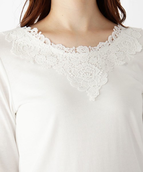 grove（グローブ）の「モチーフレースロングTシャツ（Tシャツ/カットソー・レディース・ブラック/アイボリー/ライトベージュ/ピンク系・01/02/03/04）」の5枚目の写真