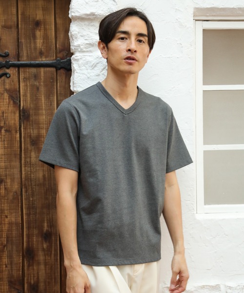 UNION STATION（ユニオンステーション）の「ストレッチスムース半袖VネックＴシャツ（Tシャツ/カットソー・メンズ・ブラック/ダークグリーン/ベージュ/オフホワイト/チャコール・LL/S/M/L）」の4枚目の写真