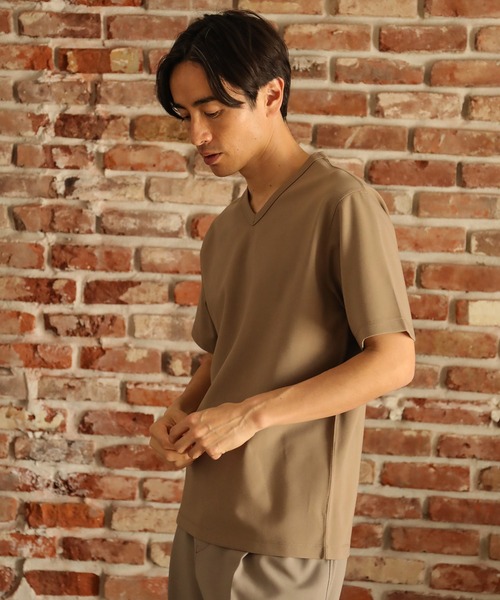 UNION STATION（ユニオンステーション）の「ストレッチスムース半袖VネックＴシャツ（Tシャツ/カットソー・メンズ・ブラック/ダークグリーン/ベージュ/オフホワイト/チャコール・LL/S/M/L）」の19枚目の写真