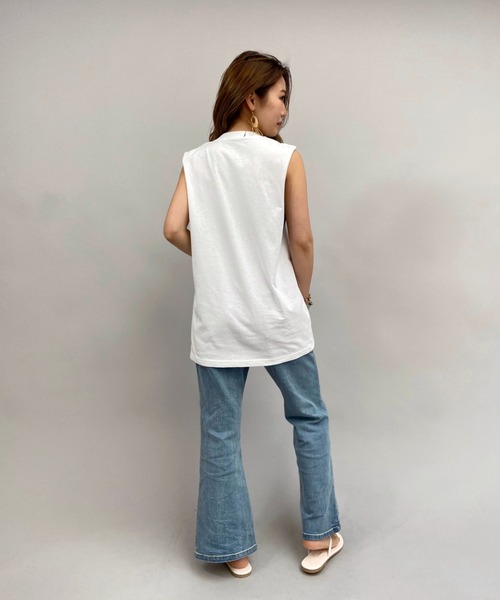 RVCA（ルーカ）の「RVCA/ルーカ  ビッグシルエット  カレッジ風ロゴタンクトップ   BB043-382（タンクトップ・レディース・ホワイト/グレー/カーキ/ブラック・S/XS）」の15枚目の写真